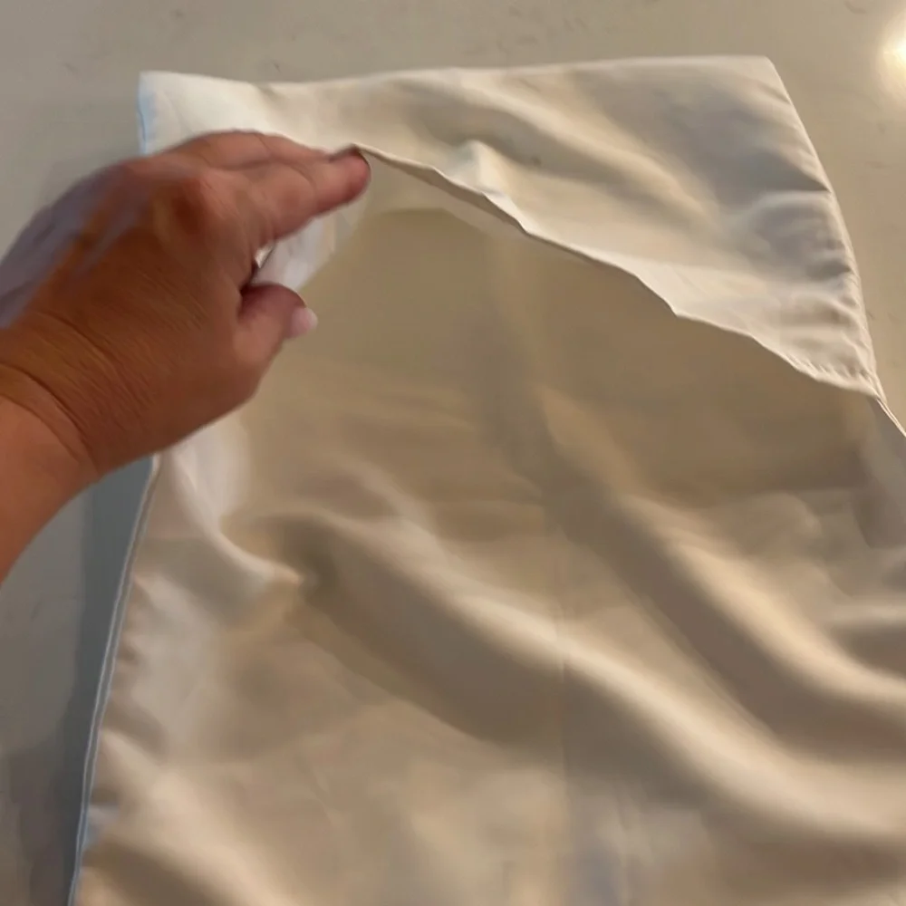Gucci dust bag pre-owned a few stains - Picture 9 of 12